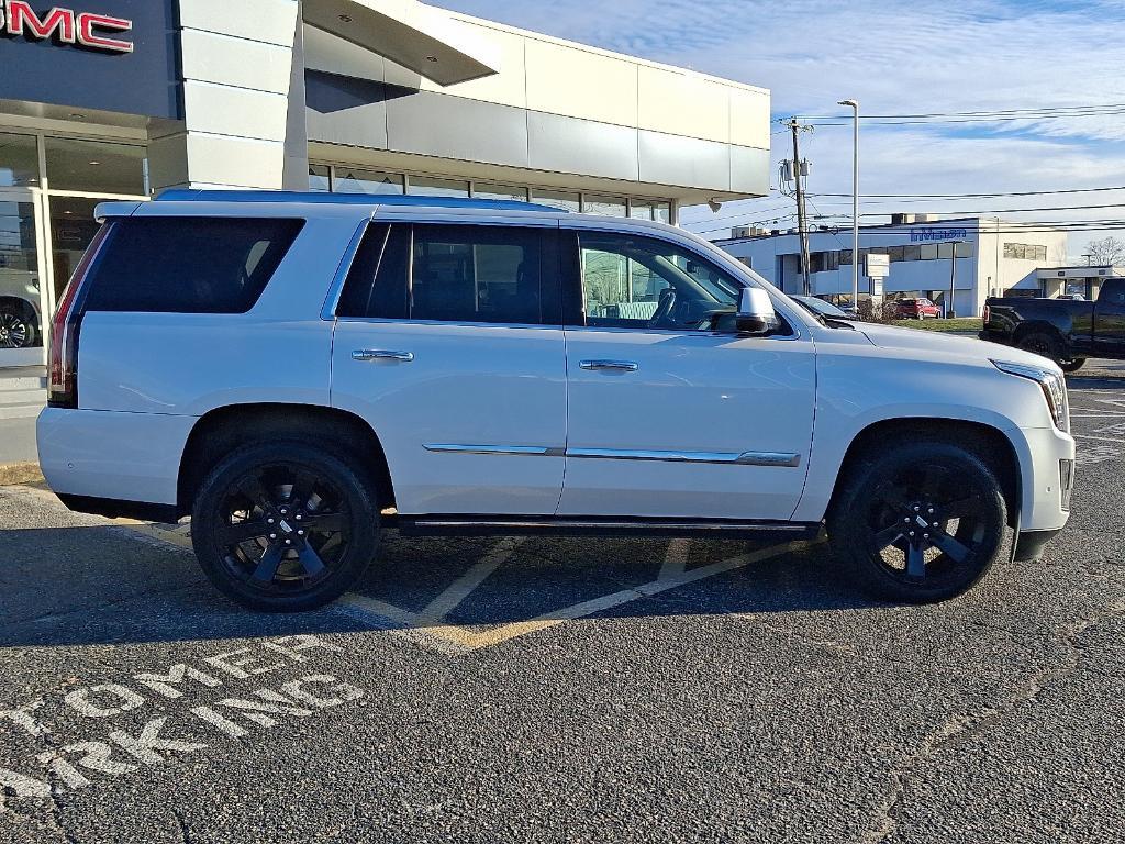 used 2020 Cadillac Escalade car, priced at $38,335