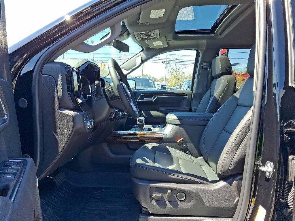 new 2026 GMC Sierra 1500 car, priced at $67,845