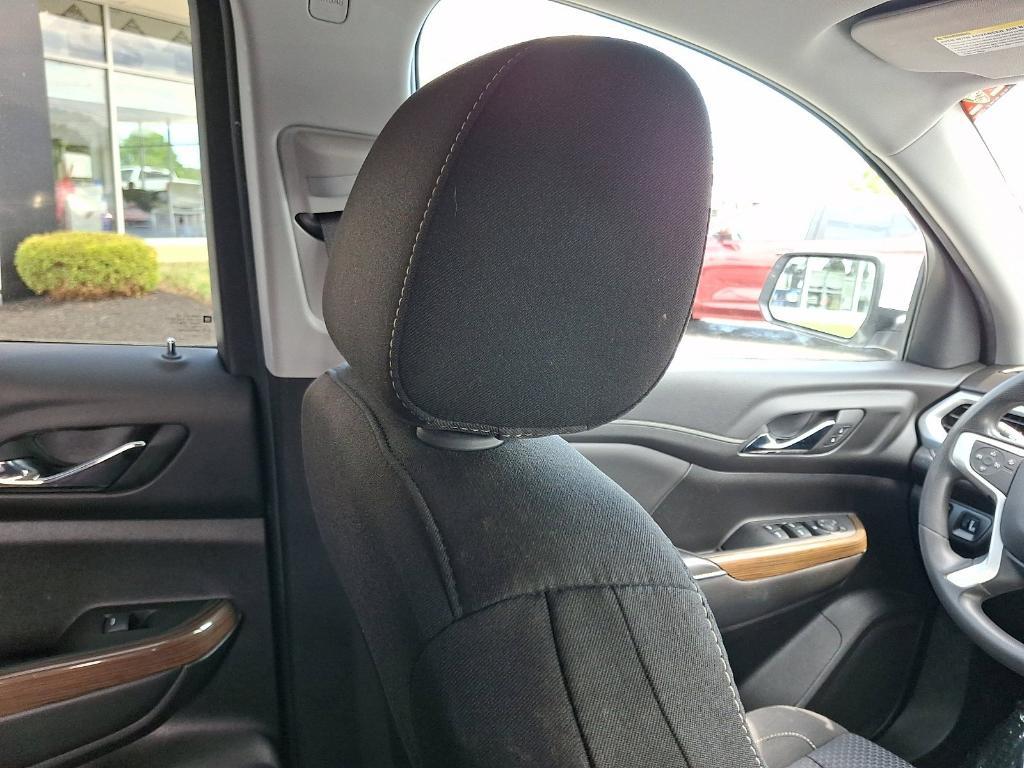 used 2023 GMC Acadia car, priced at $24,895