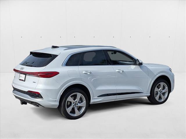 new 2025 Audi Q5 car, priced at $61,950