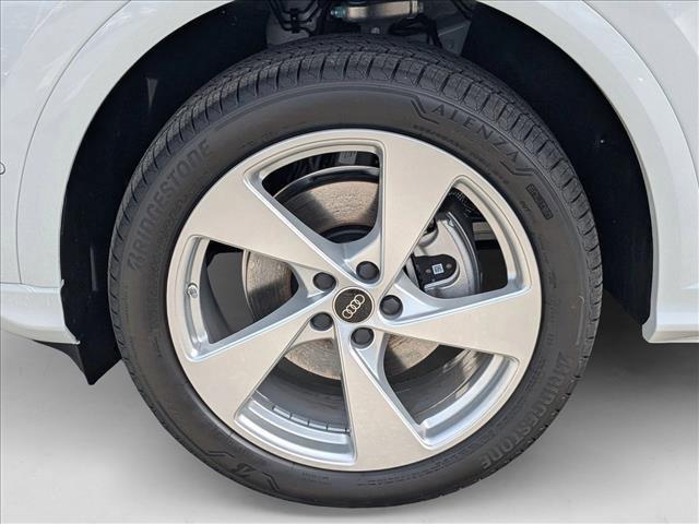 new 2025 Audi Q5 car, priced at $61,950