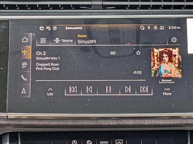 new 2025 Audi Q7 car, priced at $77,080