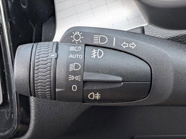 used 2020 Volvo XC40 car, priced at $17,678