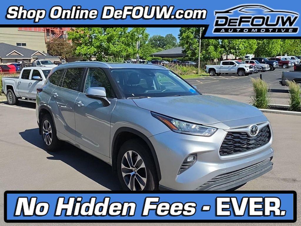 used 2024 Toyota Highlander car, priced at $38,093