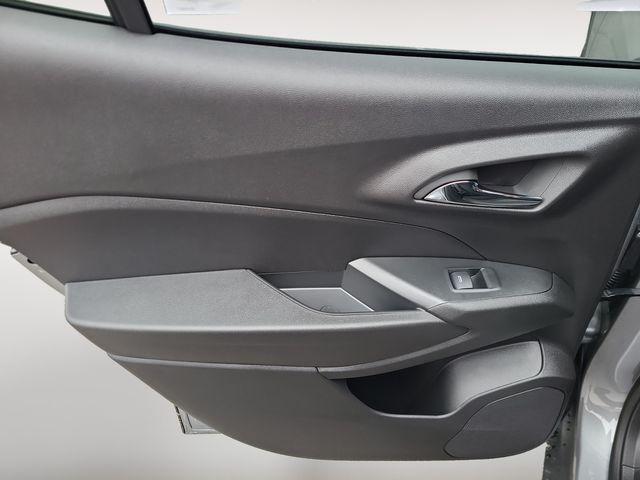 new 2026 Chevrolet Trax car, priced at $24,066