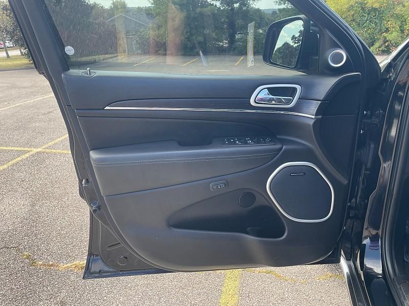 used 2020 Jeep Grand Cherokee car, priced at $29,990