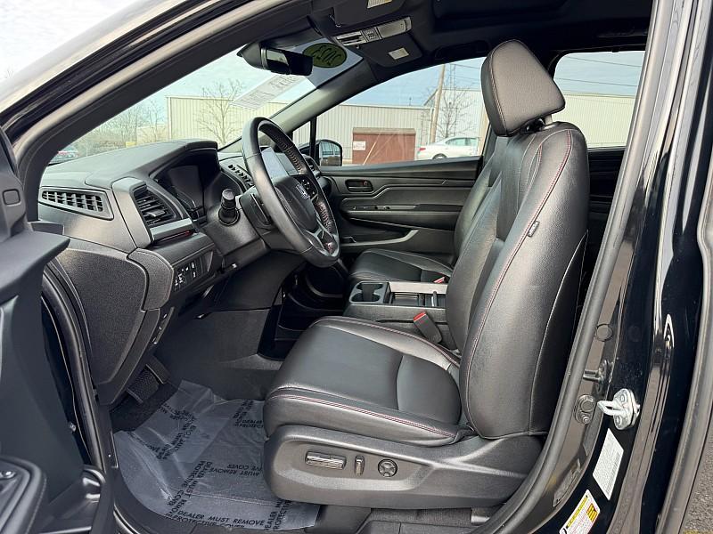 used 2023 Honda Odyssey car, priced at $36,290