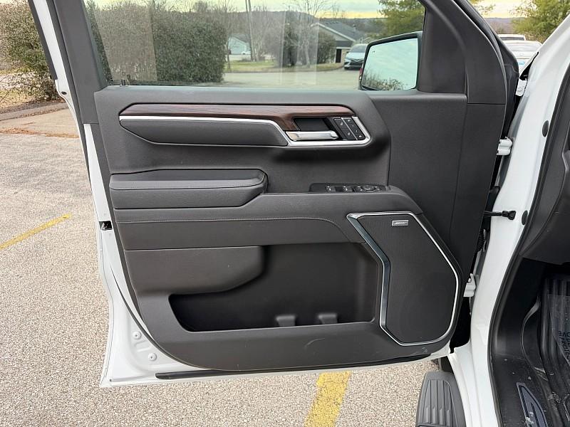 used 2022 GMC Sierra 1500 car, priced at $45,990