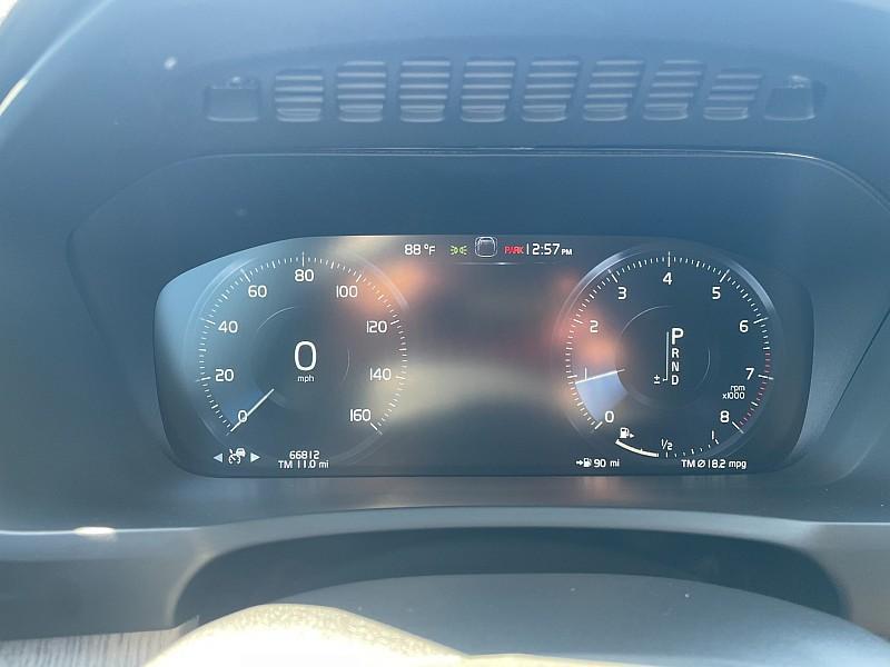 used 2020 Volvo XC90 car, priced at $29,297