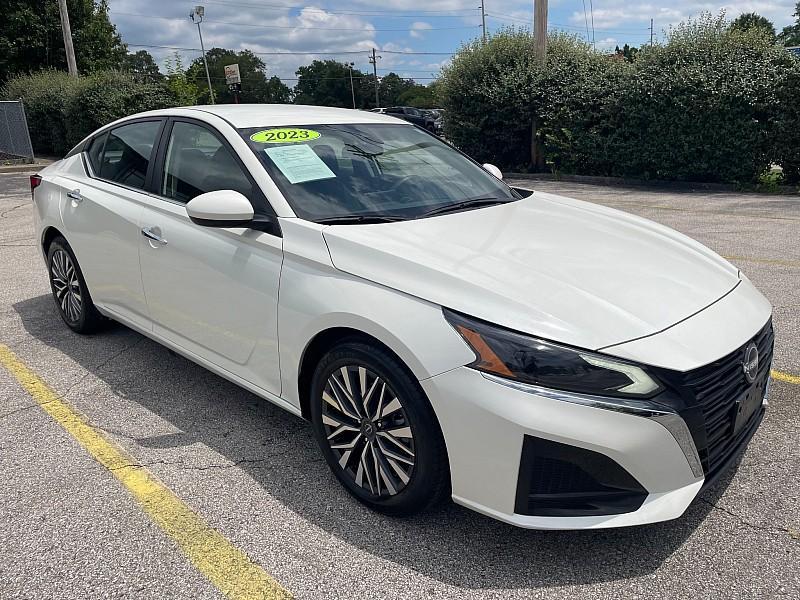 used 2023 Nissan Altima car, priced at $21,269