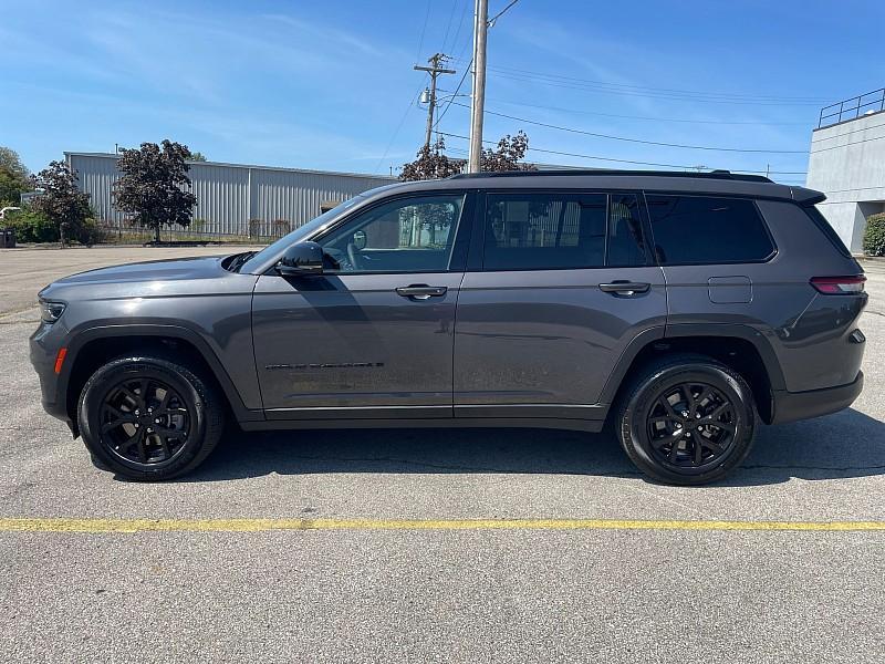 used 2024 Jeep Grand Cherokee L car, priced at $28,990