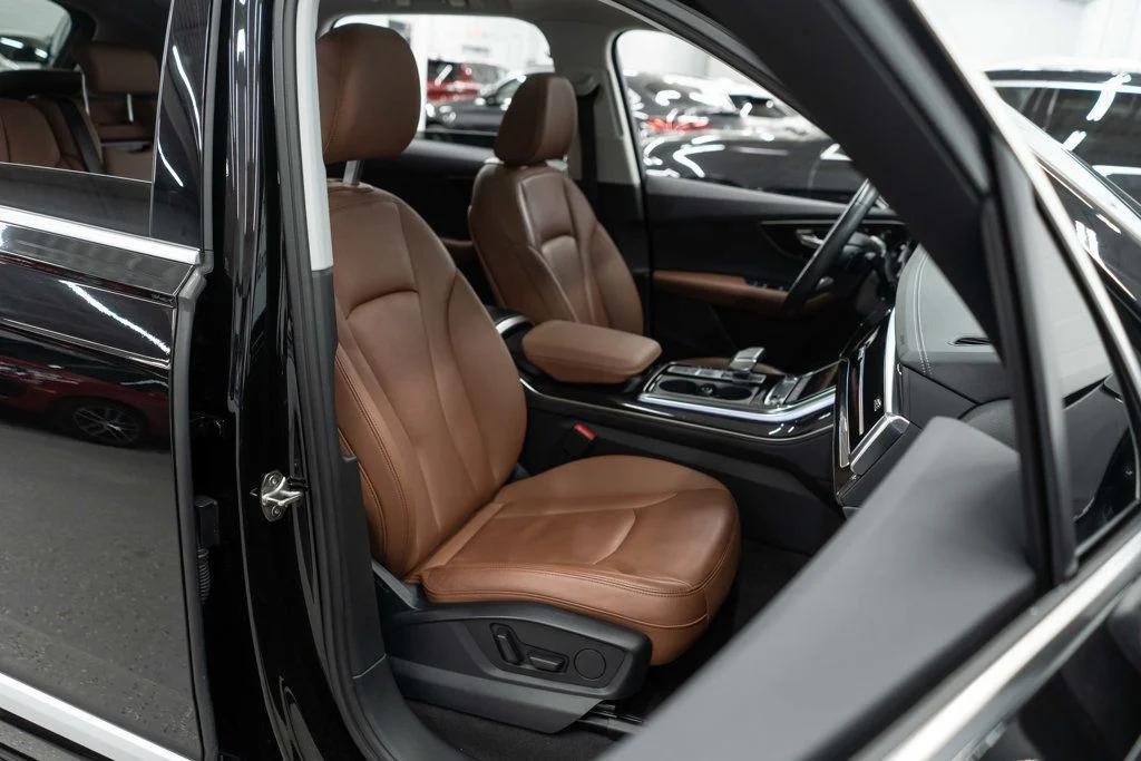 used 2023 Audi Q7 car, priced at $30,995