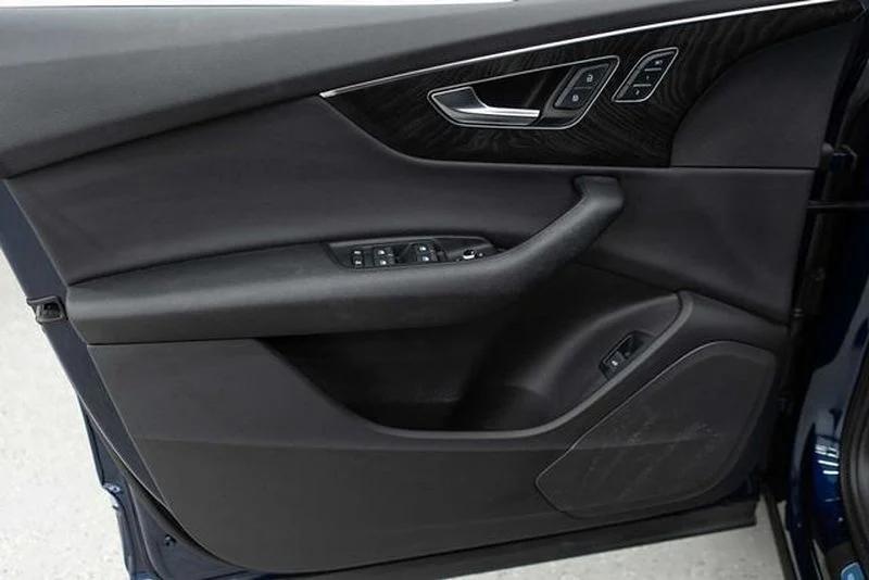 used 2023 Audi Q7 car, priced at $36,599