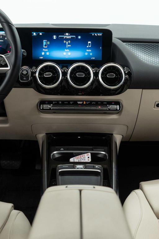 used 2025 Mercedes-Benz GLA 250 car, priced at $34,500