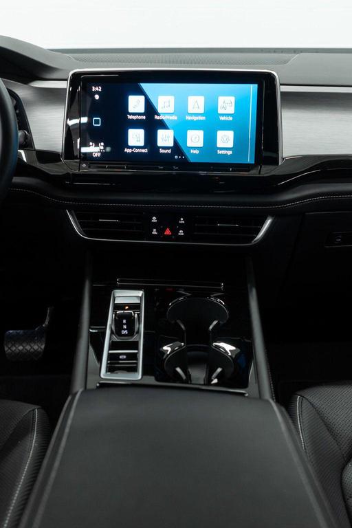 used 2025 Volkswagen Atlas Cross Sport car, priced at $31,385