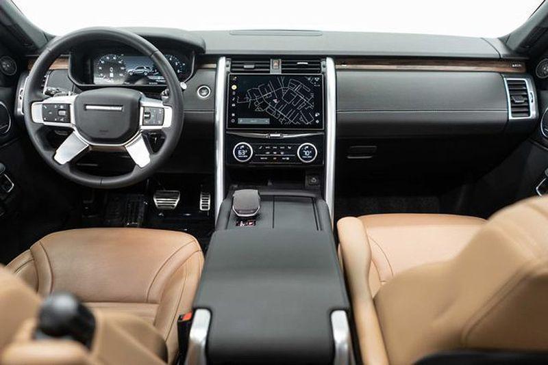 used 2024 Land Rover Discovery car, priced at $44,995