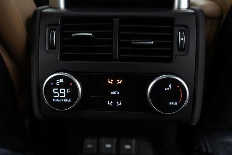 used 2024 Land Rover Discovery car, priced at $44,995