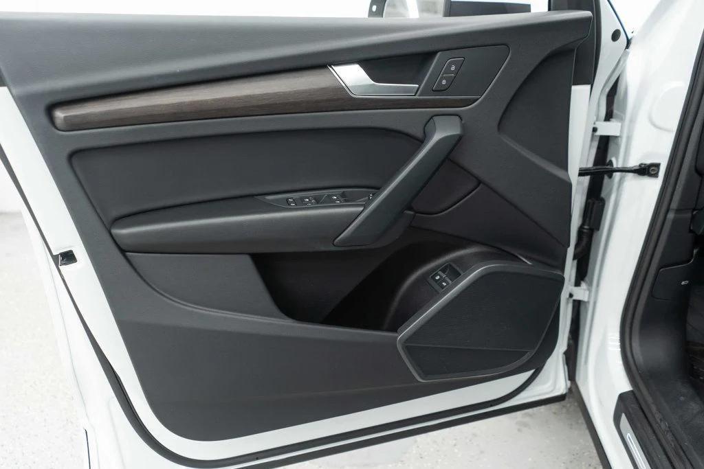 used 2025 Audi Q5 car, priced at $39,350