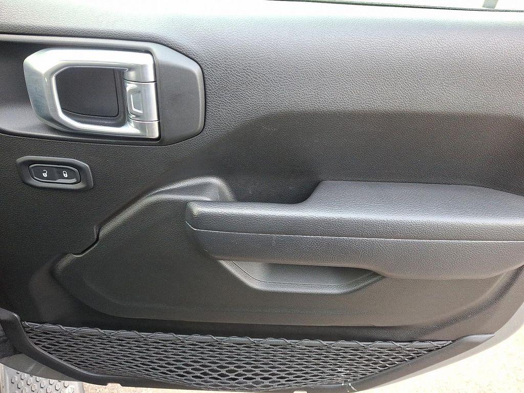 used 2022 Jeep Wrangler Unlimited car, priced at $34,598