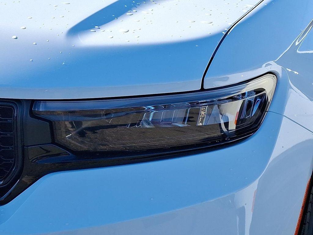 new 2025 Jeep Grand Cherokee car, priced at $48,474