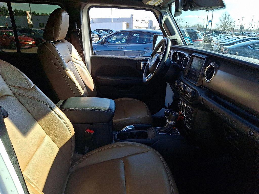 used 2020 Jeep Wrangler Unlimited car, priced at $33,598