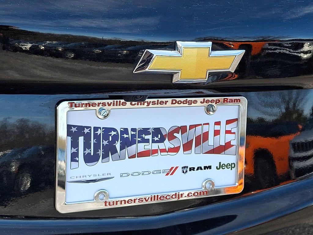 used 2024 Chevrolet Equinox car, priced at $22,598