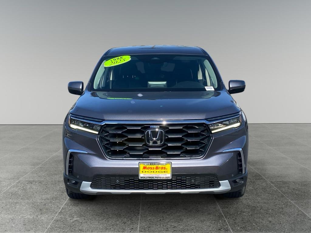 used 2025 Honda Pilot car, priced at $44,817