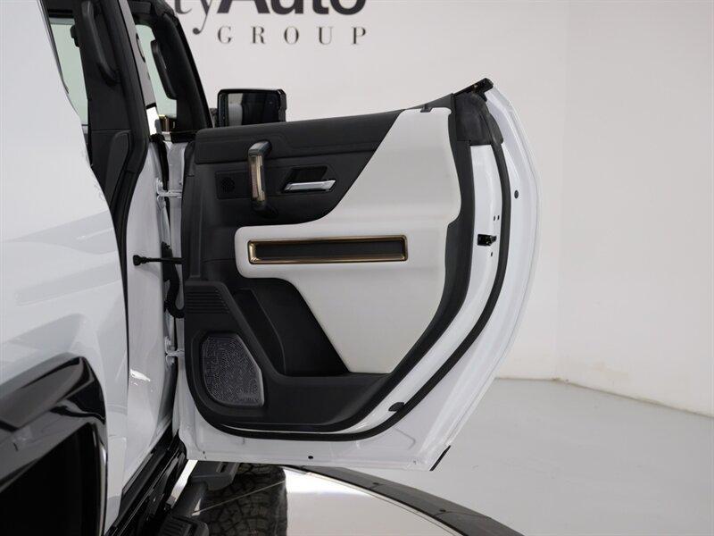 2023 Interstellar White GMC HUMMER EV Pickup