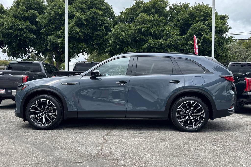 used 2025 Mazda CX-70 PHEV car, priced at $38,999