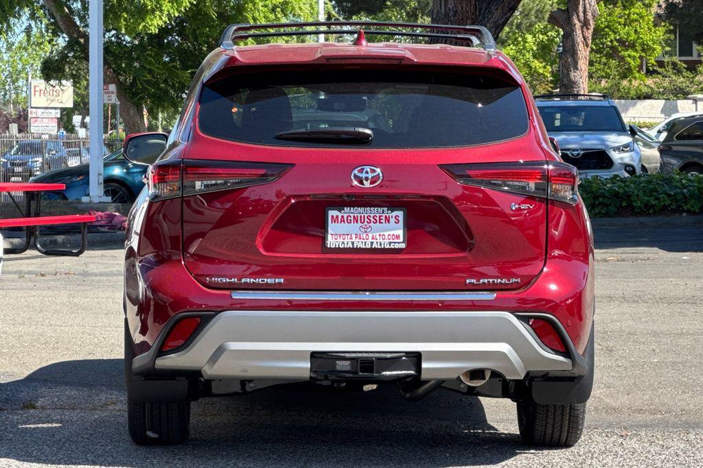 new 2026 Toyota Highlander Hybrid car, priced at $56,697