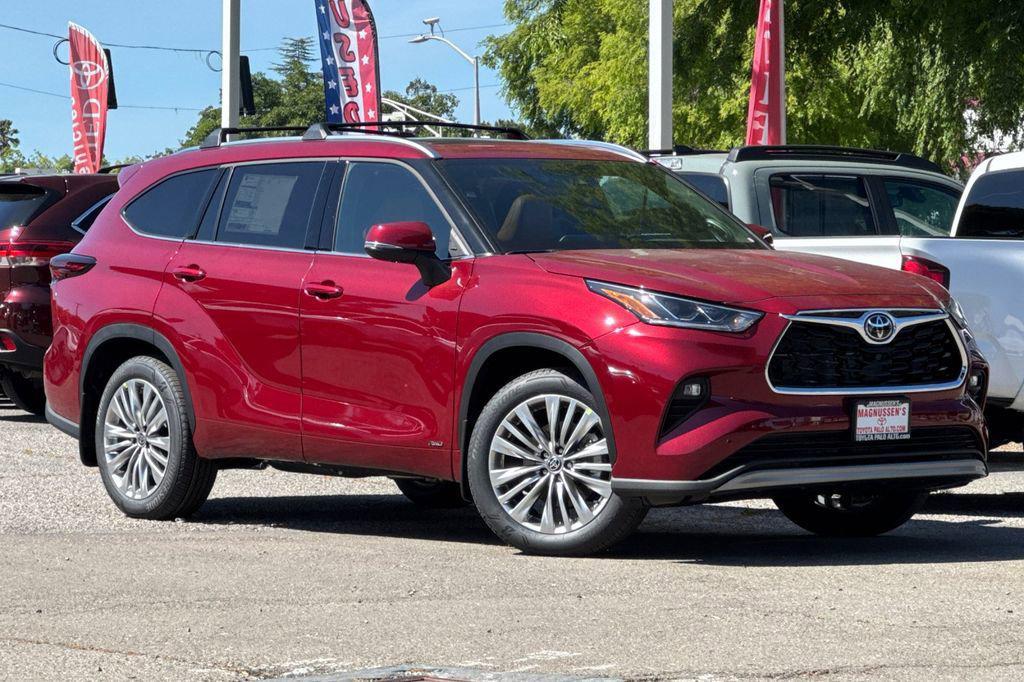 new 2026 Toyota Highlander Hybrid car, priced at $56,697