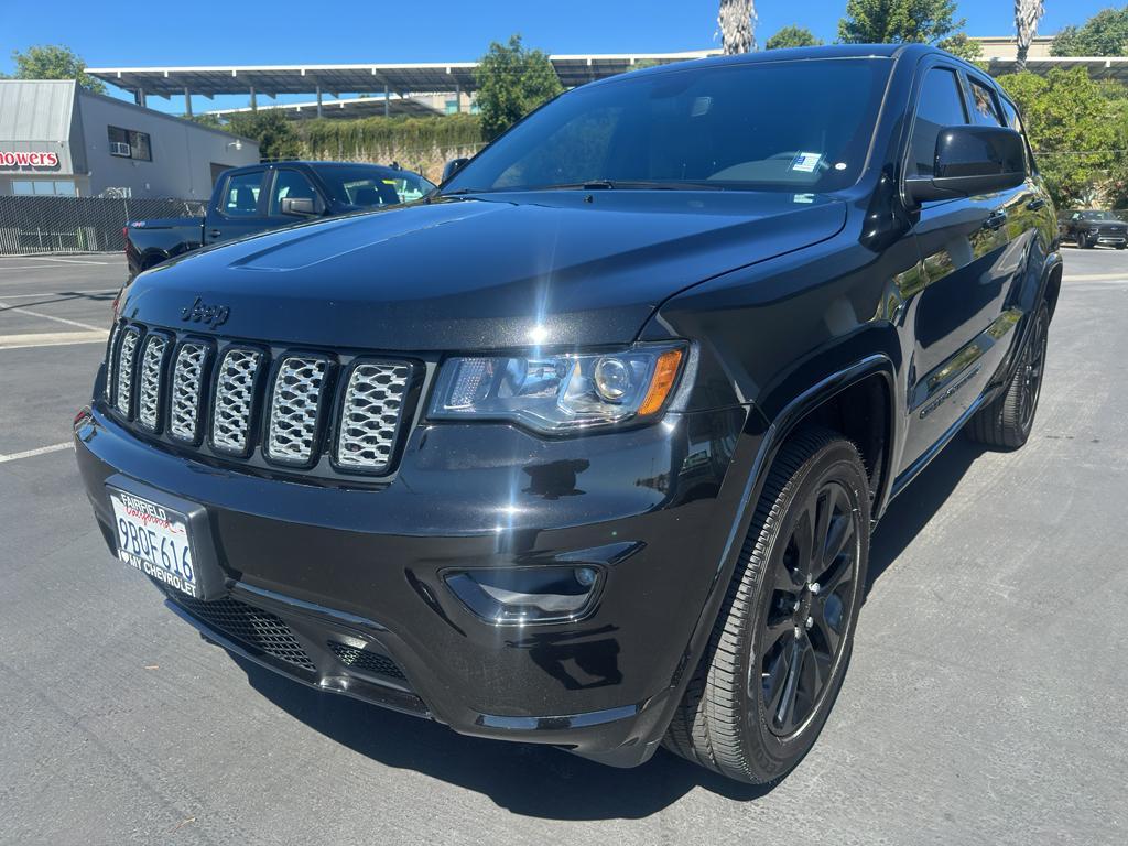 used 2022 Jeep Grand Cherokee car, priced at $33,076