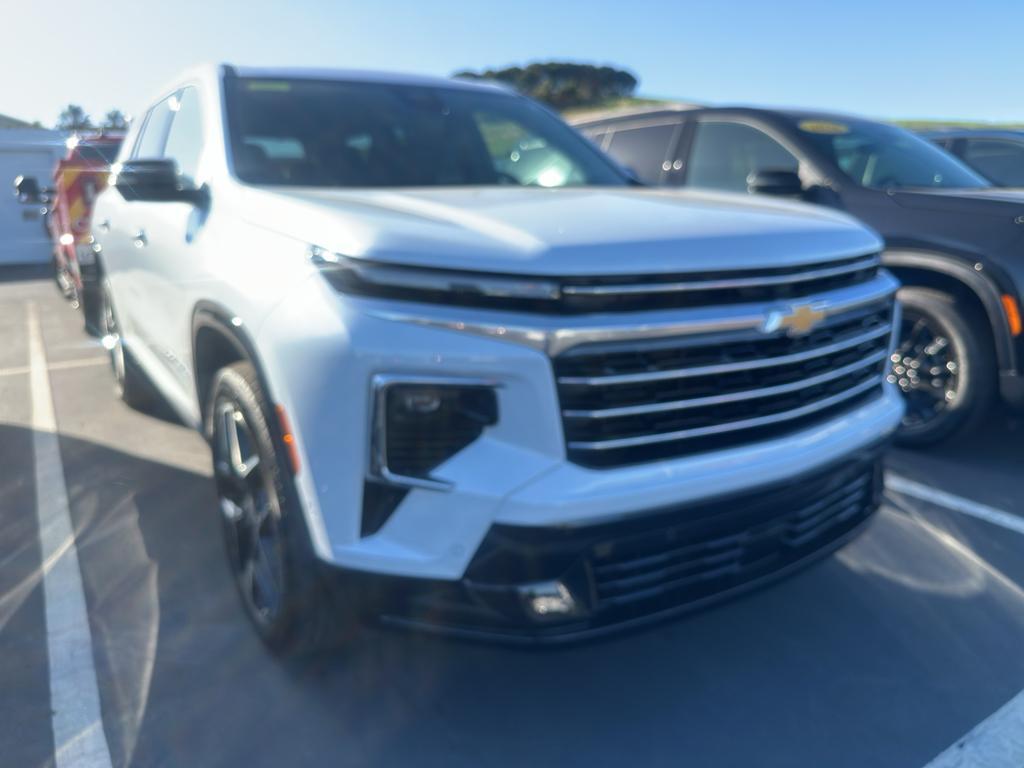 new 2026 Chevrolet Traverse car, priced at $55,175
