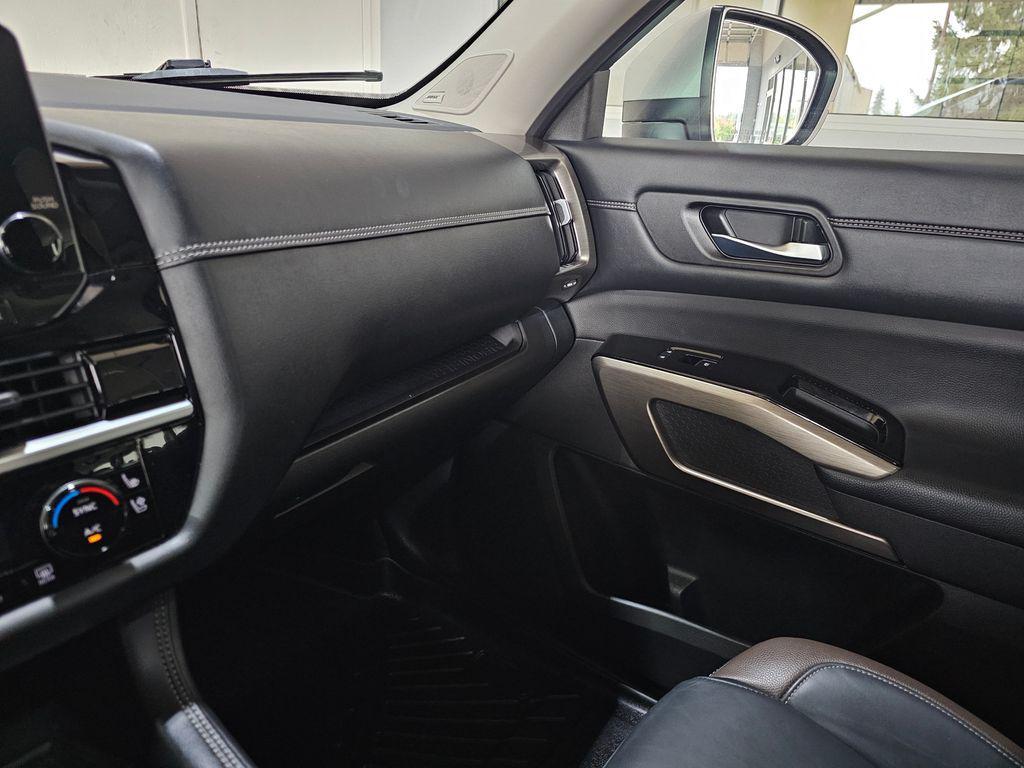 used 2022 Nissan Pathfinder car, priced at $30,987