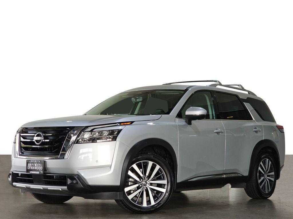 used 2022 Nissan Pathfinder car, priced at $31,851