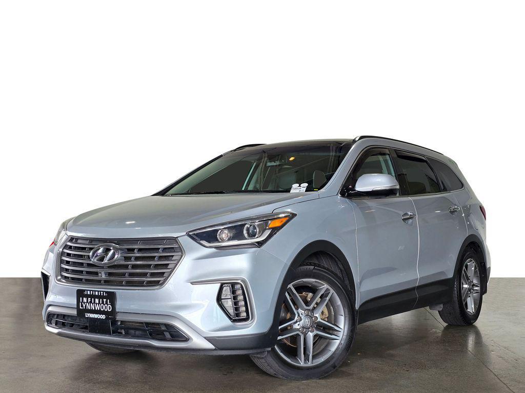 used 2018 Hyundai Santa Fe car, priced at $15,555