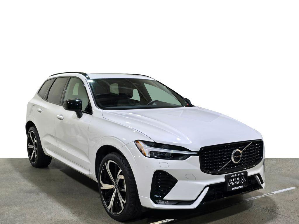 used 2022 Volvo XC60 car, priced at $34,932