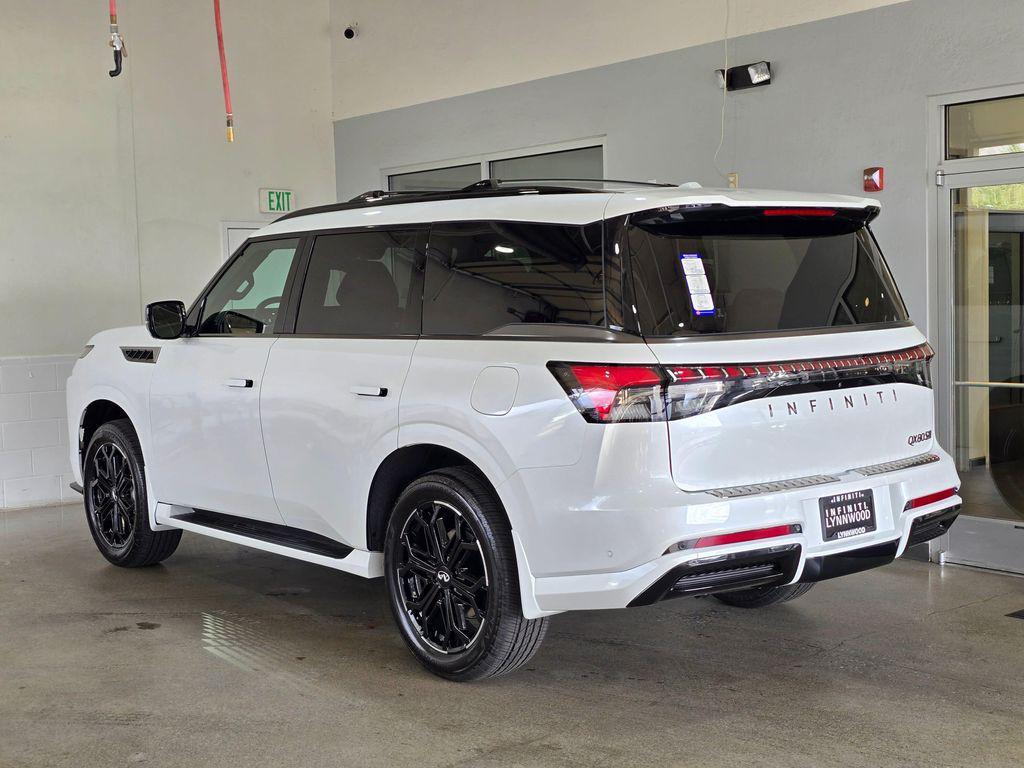 new 2026 INFINITI QX80 car, priced at $106,525