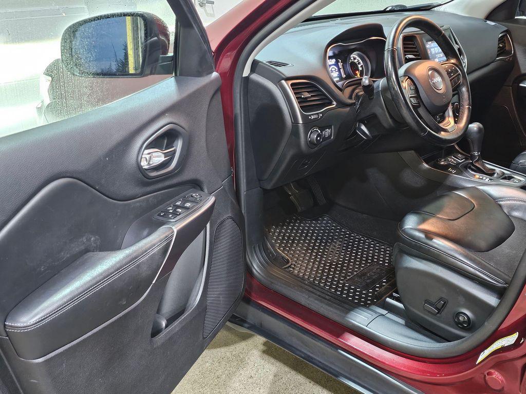 used 2020 Jeep Cherokee car, priced at $17,987