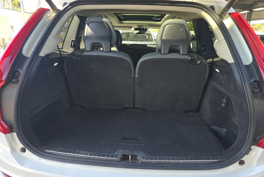 used 2020 Volvo XC90 Hybrid car, priced at $31,999