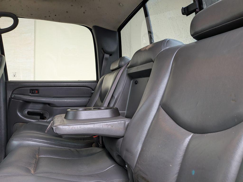 used 2005 Chevrolet Silverado 2500 car, priced at $18,888