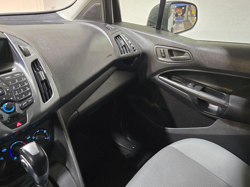 used 2016 Ford Transit Connect car, priced at $8,999