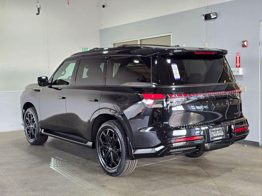 new 2026 INFINITI QX80 car, priced at $96,620