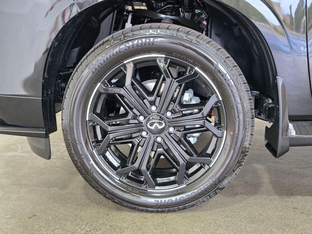 new 2026 INFINITI QX80 car, priced at $96,620