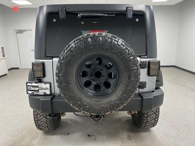 used 2015 Jeep Wrangler Unlimited car, priced at $16,989