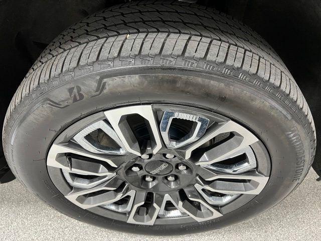 used 2023 GMC Yukon XL car, priced at $73,775