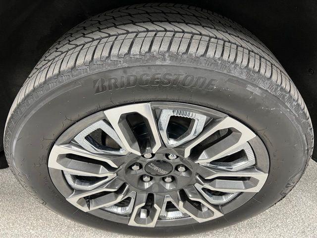 used 2023 GMC Yukon XL car, priced at $73,775