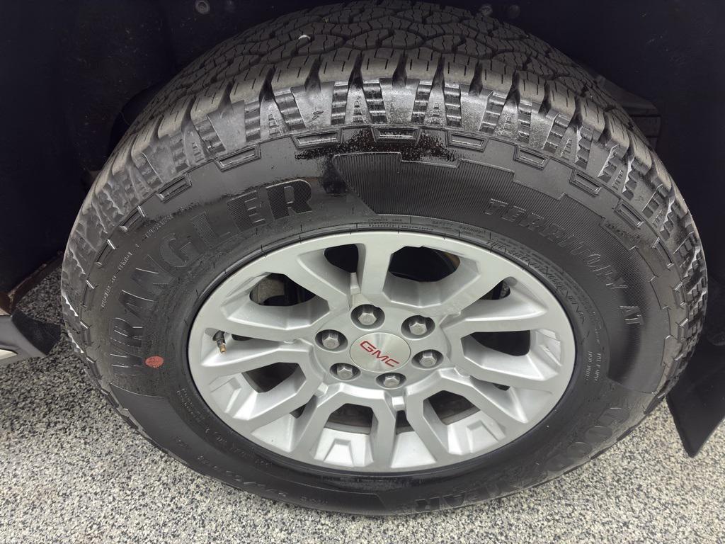 used 2017 GMC Yukon XL car, priced at $22,528