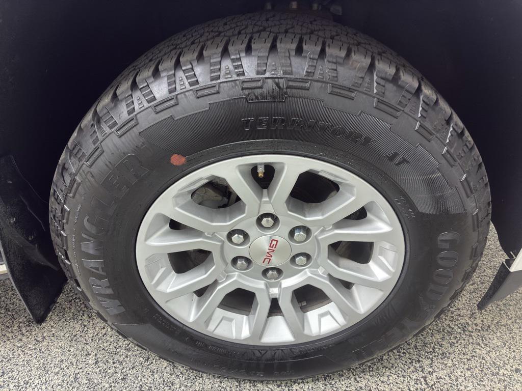 used 2017 GMC Yukon XL car, priced at $22,528