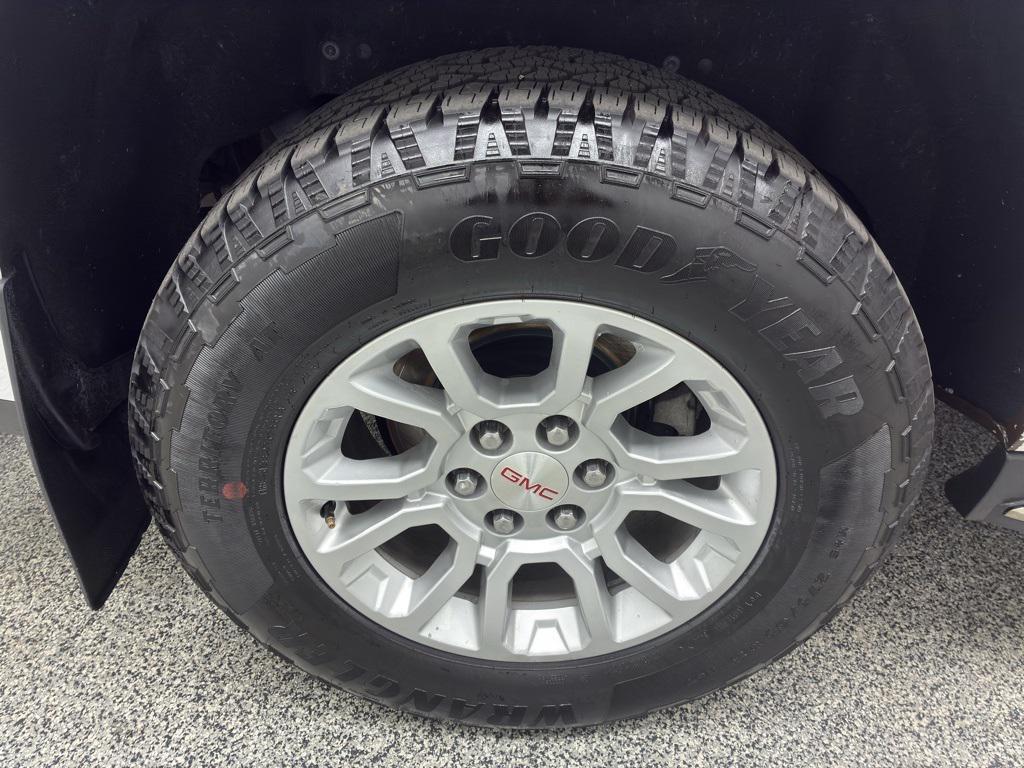 used 2017 GMC Yukon XL car, priced at $22,528